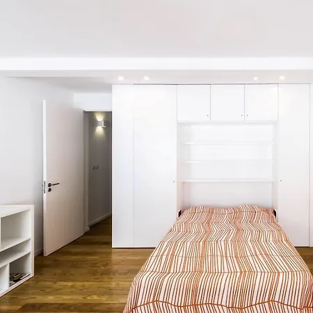 Apartamento Egas Διαμέρισμα Γκιμαράες